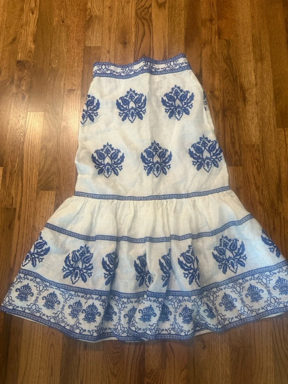 NWT - ZARA White & Blue Floral Print Tiered Maxi Skirt Size XS - Picture 4 of 6
